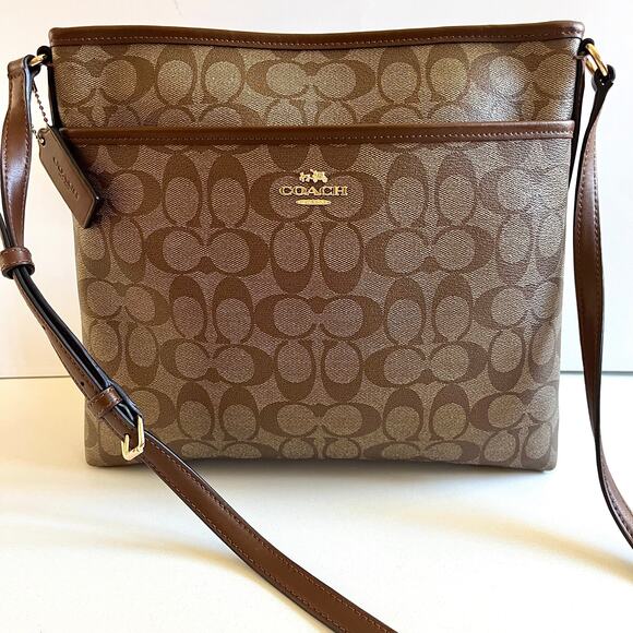 COACH NWOT, Signature Khaki Leather Crossbody Bag, Larger Size! - Picture 3 of 11